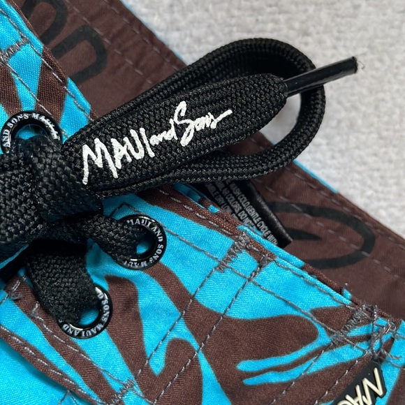 Maui and Sons Bright Blue and Brown Designs Board-shorts (Size: 32) - Picture 4 of 12